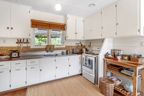 Photo of property in 45 Victoria Avenue, Waiuku, 2123