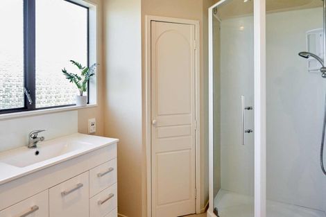 Photo of property in 56 Mercury Way, Whitby, Porirua, 5024