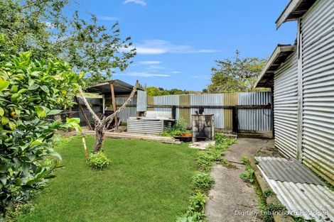 Photo of property in 16 Milne Street, Hunterville, 4730