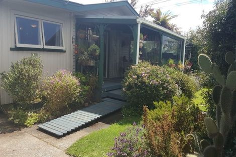 Photo of property in 65a Robinson Avenue, Holdens Bay, Rotorua, 3010