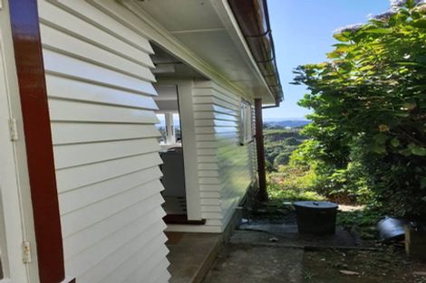 Photo of property in 31 Garden Road, Northland, Wellington, 6012
