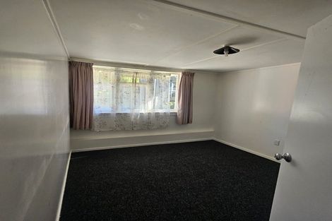 Photo of property in 30 Memorial Drive, Parahaki, Whangarei, 0112