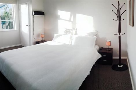 Photo of property in 98 Glenpark Avenue, Frankleigh Park, New Plymouth, 4310