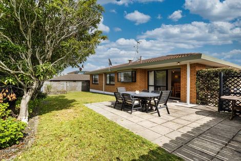 Photo of property in 10 Golf Road, Mount Maunganui, 3116