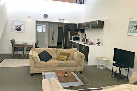 Photo of property in Las Olas De Cuba, 11/35 Torrens Terrace, Mount Cook, Wellington, 6011