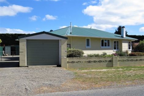 Photo of property in 22 Chamberlain Avenue, Amberley, 7481
