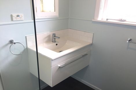 Photo of property in 1/20 Queen Street, Cambridge, 3434