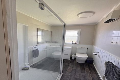 Photo of property in 12 Galway Avenue, Hokowhitu, Palmerston North, 4410