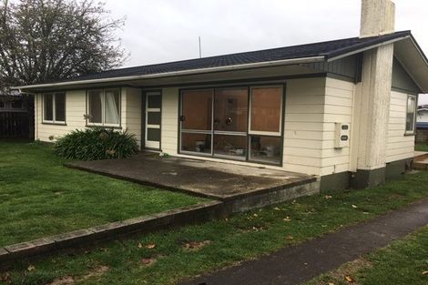Photo of property in 8 Thackeray Place, Owhata, Rotorua, 3010