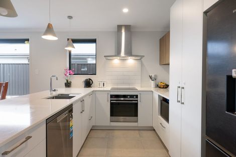 Photo of property in 2b Kauri Lane, Omokoroa, 3114