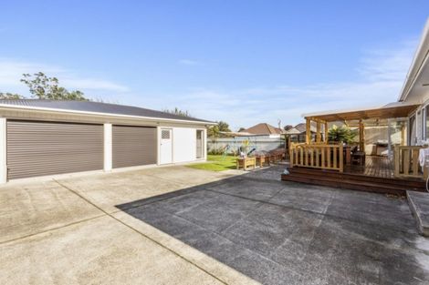 Photo of property in 104 Kowhai Street, Naenae, Lower Hutt, 5011