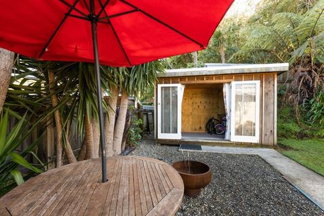 Photo of property in 6a Shaldon Crescent, Blagdon, New Plymouth, 4310