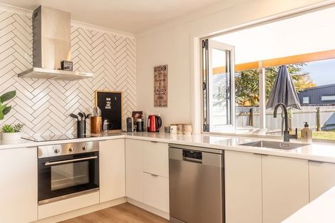 Photo of property in 27 Pukaki Place, Twizel, 7901