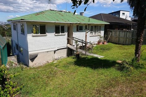 Photo of property in 20 City View Terrace, Birkenhead, Auckland, 0626