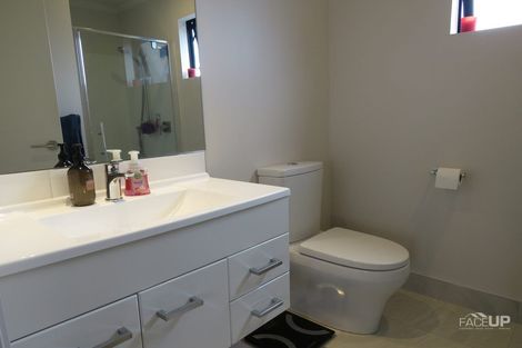 Photo of property in 91b Hobsonville Point Road, Hobsonville, Auckland, 0616