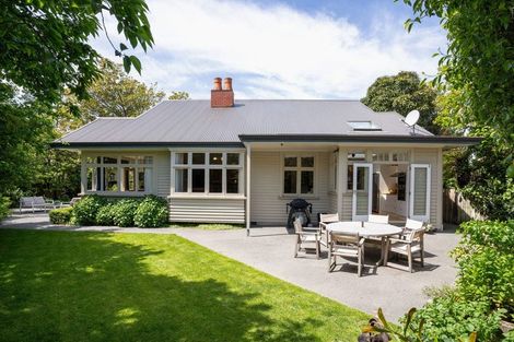 Photo of property in 11 Idris Road, Fendalton, Christchurch, 8052