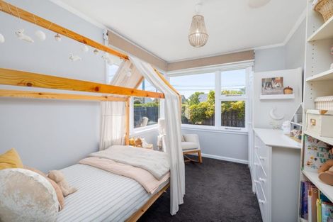 Photo of property in 323 Hills Road, Mairehau, Christchurch, 8013