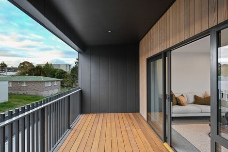 Photo of property in 3u3 Vesty Avenue, Hillcrest, Hamilton, 3216