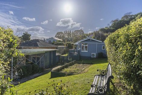 Photo of property in 7 Dickson Street, Macandrew Bay, Dunedin, 9014
