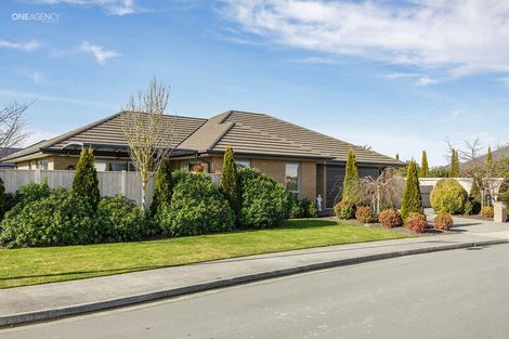 Photo of property in 18 Sincock Place, Kaiapoi, 7630