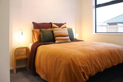 Photo of property in 17 Echo Street, 4702