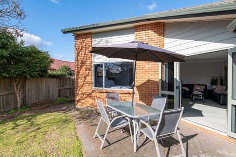 Photo of property in 8 Elmbridge Place, Owhata, Rotorua, 3010