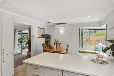 Photo of property in 14 Meredith Way, Paraparaumu Beach, Paraparaumu, 5032