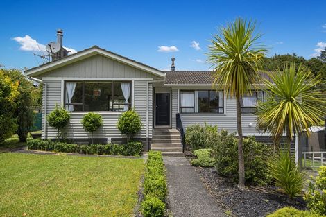 Photo of property in 13 Ranfurly Place, Te Kamo, Whangarei, 0112