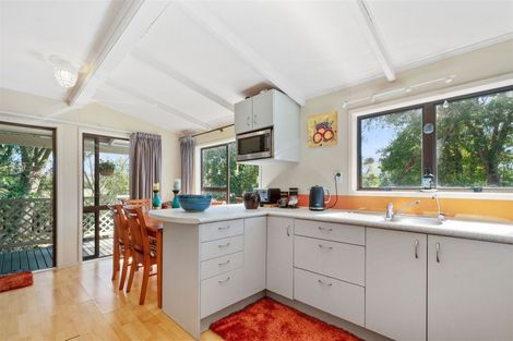 Photo of property in 2162 State Highway 16, Helensville, 0875