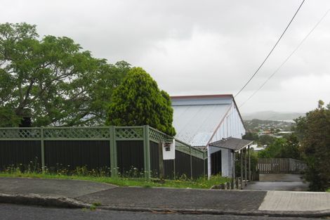 Photo of property in 18 Commins Road, Onerahi, Whangarei, 0110