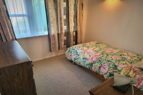 Photo of property in 90 Eden Street, Island Bay, Wellington, 6023