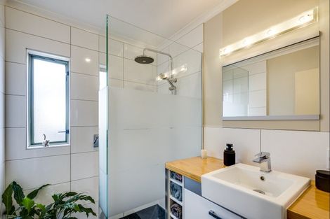 Photo of property in 205b Grove Road, Mayfair, Hastings, 4122