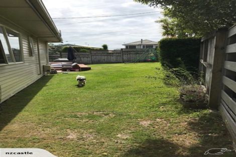 Photo of property in 1/16 Rothesay Bay Road, Rothesay Bay, Auckland, 0630