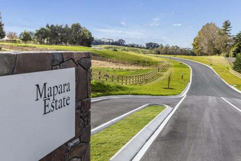 Photo of property in 12 Willow Lane, Acacia Bay, 3385