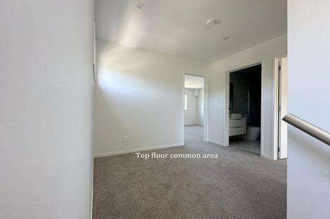Photo of property in 15a Blenheim Street, Glenfield, Auckland, 0629
