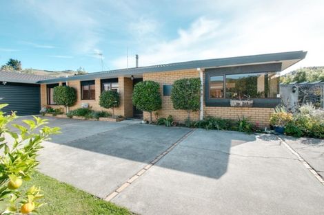 Photo of property in 68 O'dowd Road, Taradale, Napier, 4112