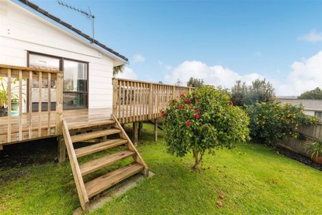 Photo of property in 25 Clearview Heights, Ranui, Auckland, 0612