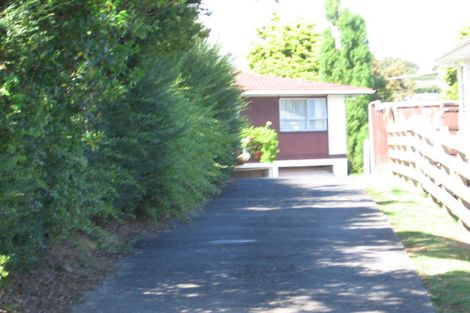Photo of property in 3/15 Trojan Crescent, New Lynn, Auckland, 0600