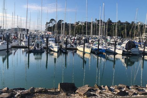 Photo of property in 42 Archers Road, Glenfield, Auckland, 0629