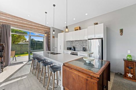 Photo of property in 76 Kenrigg Road, Kinloch, Taupo, 3377