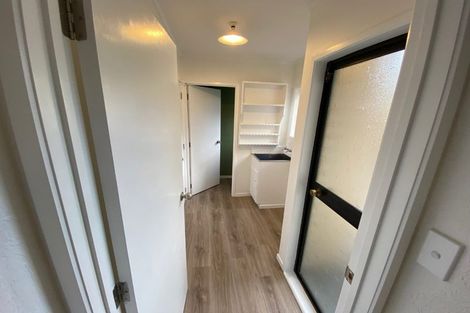 Photo of property in 1/8 Priestley Drive, Bucklands Beach, Auckland, 2014