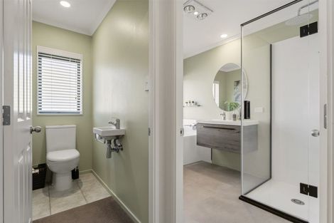 Photo of property in 5 Mahonia Place, Pyes Pa, Tauranga, 3112