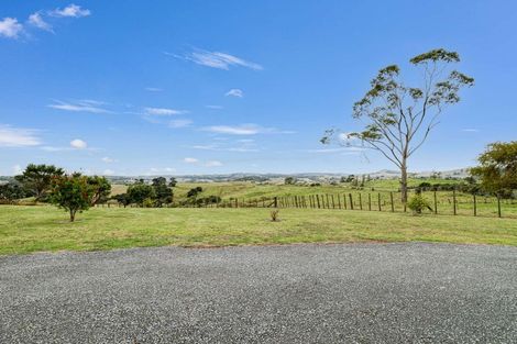 Photo of property in 667 Pahi Road, Pahi, Paparoa, 0571