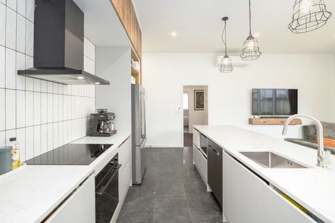 Photo of property in 160 Main Street, Greytown, 5712