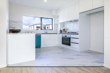 Photo of property in 39a Crestview Rise, Papakura, 2110