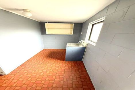Photo of property in 2/4a Vine Street, Mangere East, Auckland, 2024