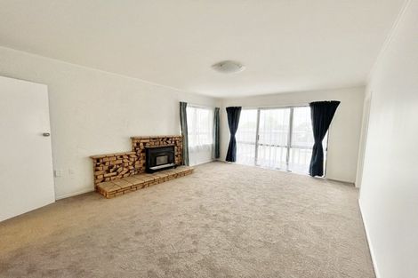 Photo of property in 79 Sturges Road, Henderson, Auckland, 0612