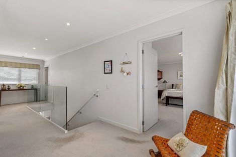 Photo of property in 16 Kensington Drive, Orewa, 0931
