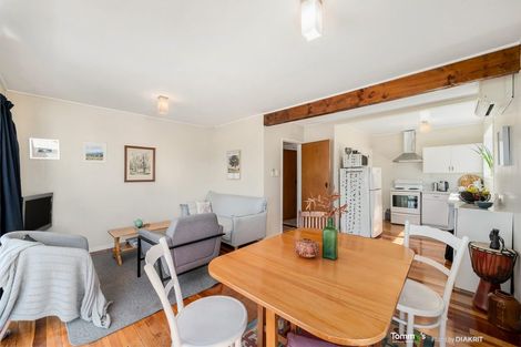 Photo of property in 172u2 Ohiro Road, Brooklyn, Wellington, 6021