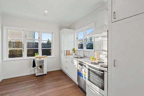 Photo of property in 18 Emmett Street, Shirley, Christchurch, 8013